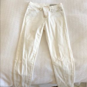 ALLSAINTS white skinny jeans. Never worn!!